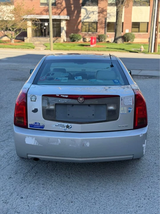 2003 Cadillac CTS - Image 8 of 12