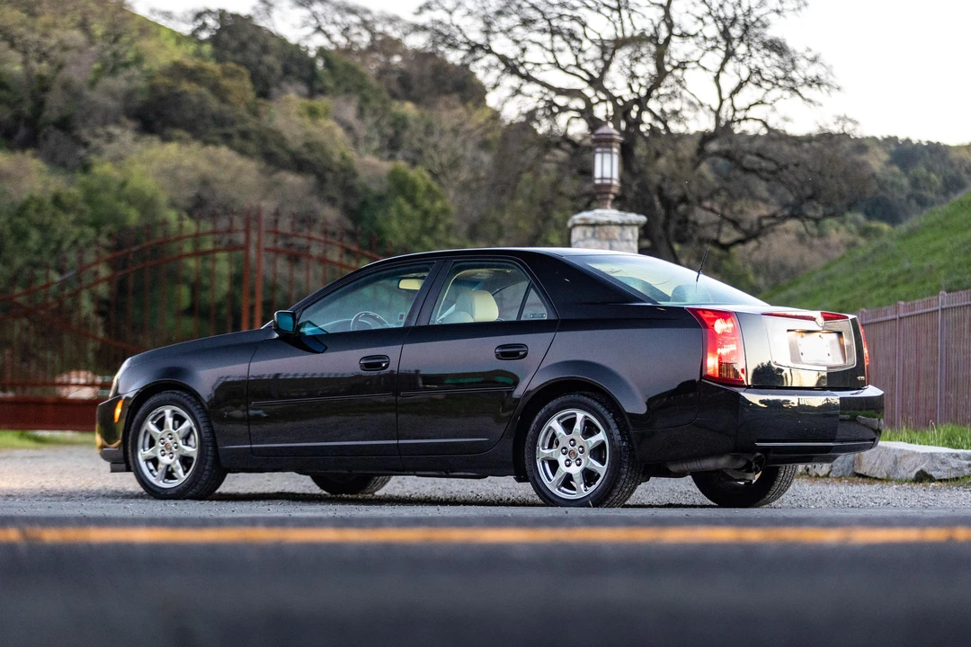2003 Cadillac CTS 1st Gen - Image 18 of 31
