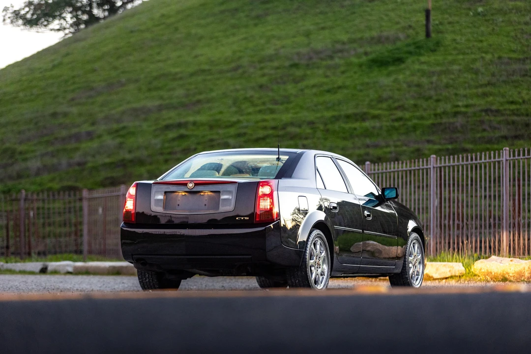 2003 Cadillac CTS 1st Gen - Image 26 of 31