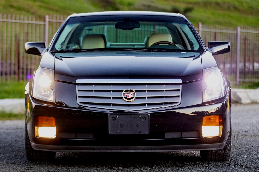 2003 Cadillac CTS 1st Gen - Image 2 of 31