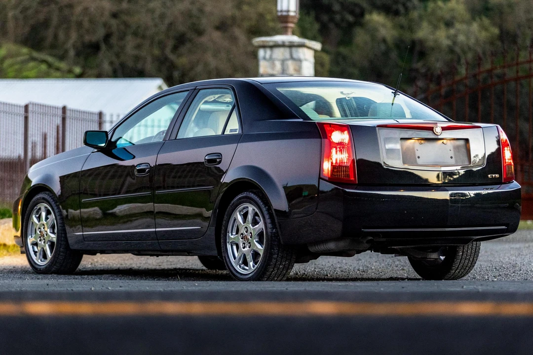 2003 Cadillac CTS 1st Gen - Image 4 of 31