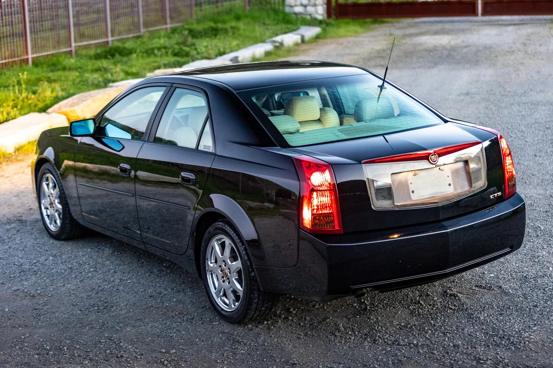 2003 Cadillac CTS 1st Gen - Image 22 of 31