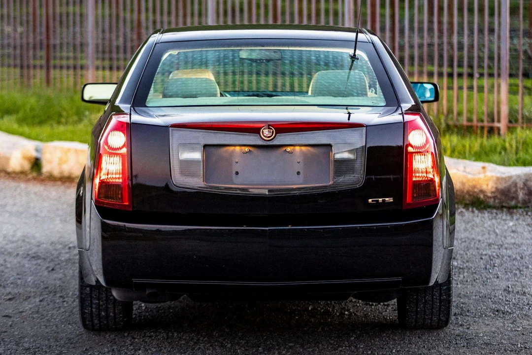 2003 Cadillac CTS 1st Gen - Image 5 of 31
