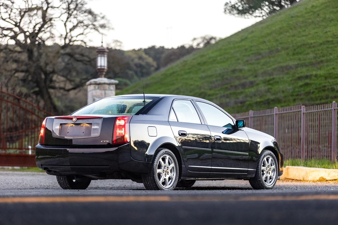 2003 Cadillac CTS 1st Gen - Image 27 of 31