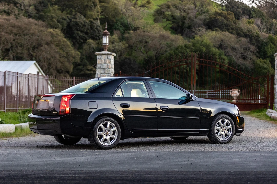 2003 Cadillac CTS 1st Gen - Image 30 of 31
