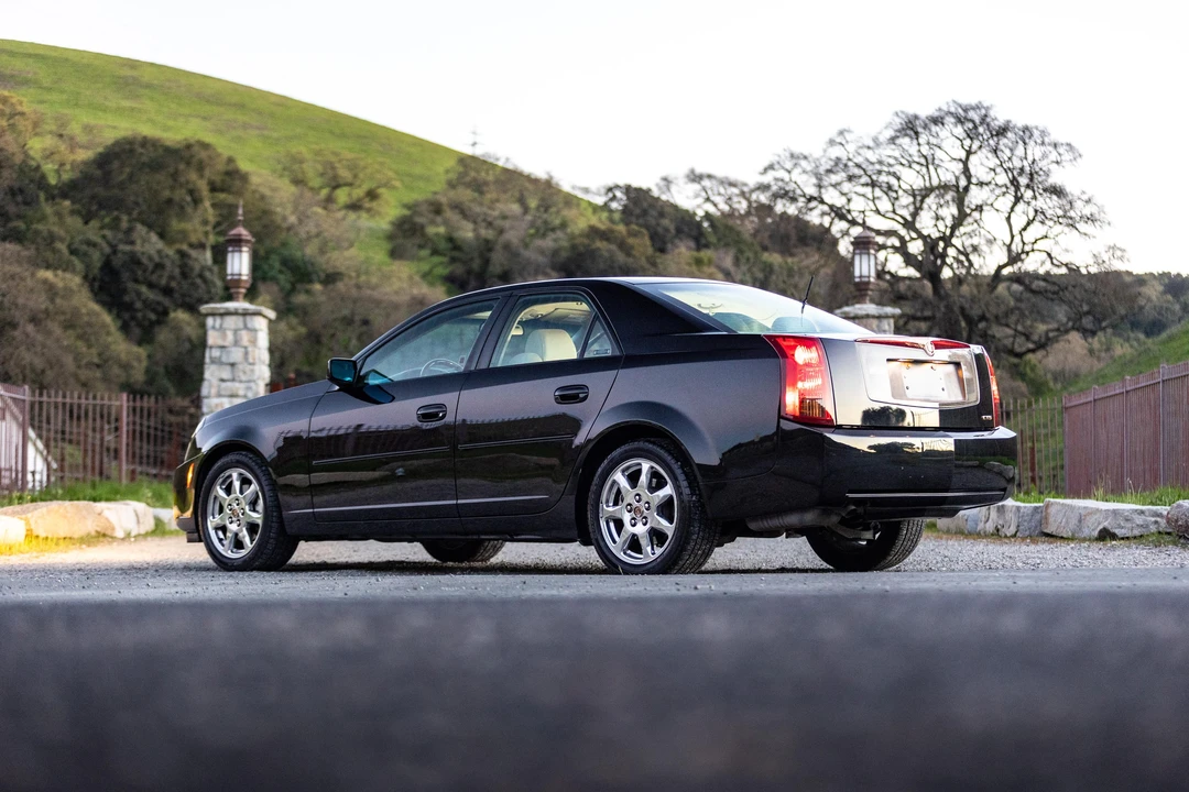 2003 Cadillac CTS 1st Gen - Image 19 of 31