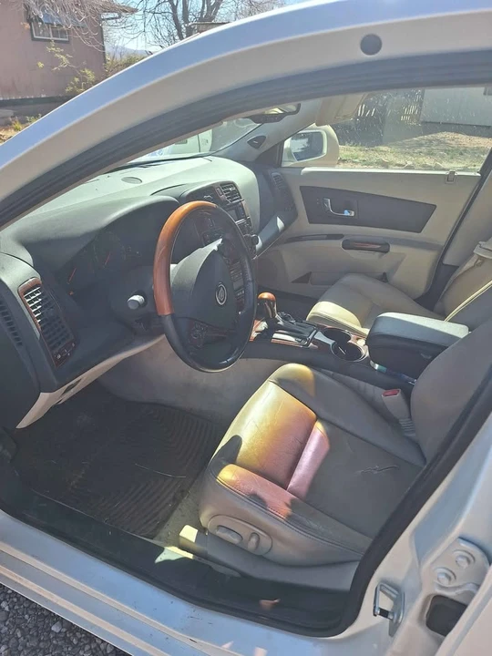 2003 Cadillac CTS 1st Gen - Image 5 of 9