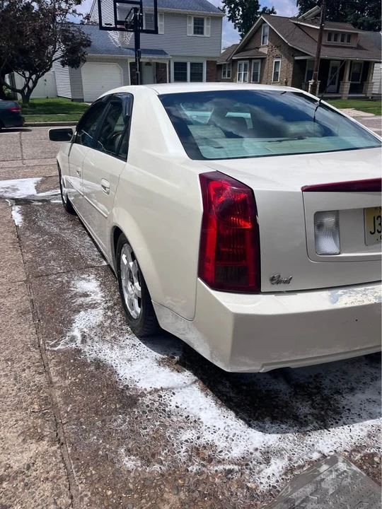 2003 Cadillac CTS 1st Gen - Image 9 of 10