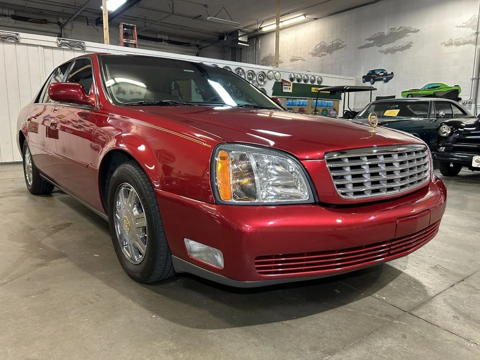 2003 Cadillac DeVille 8th Gen - Image 3 of 31