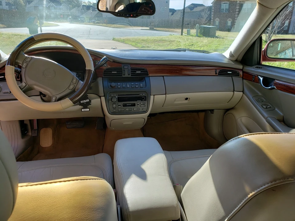 2003 Cadillac DeVille 8th Gen - Image 8 of 9