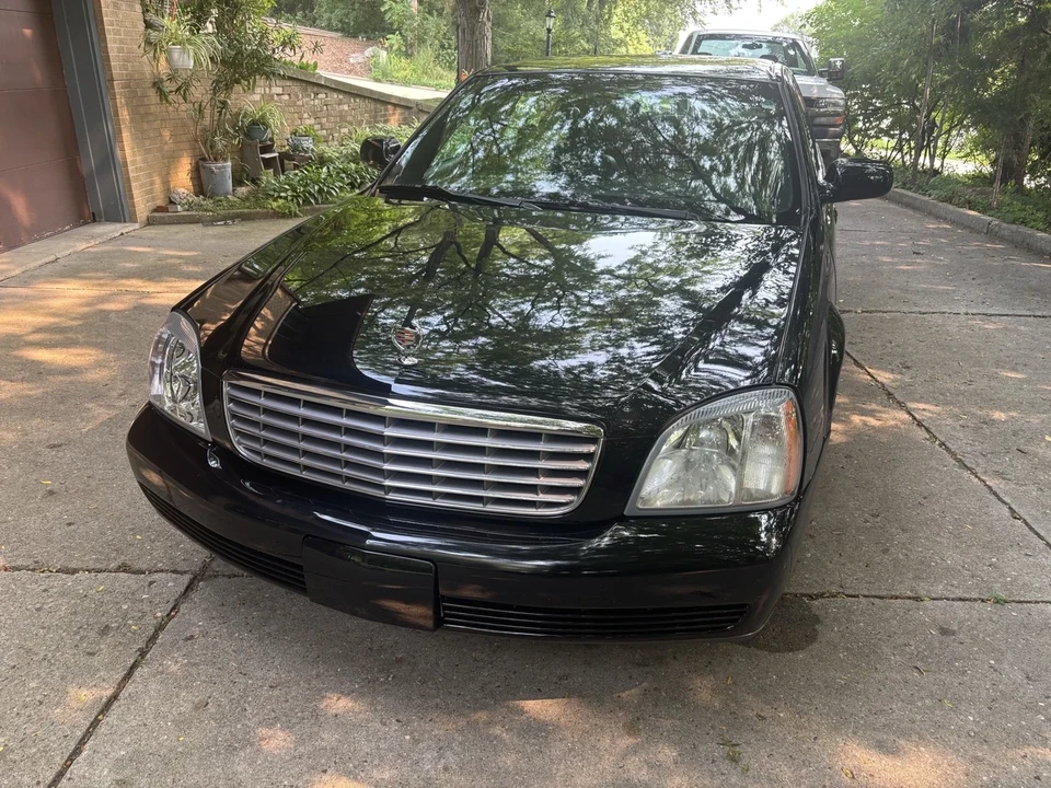 2003 Cadillac DeVille 8th Gen - Image 3 of 9