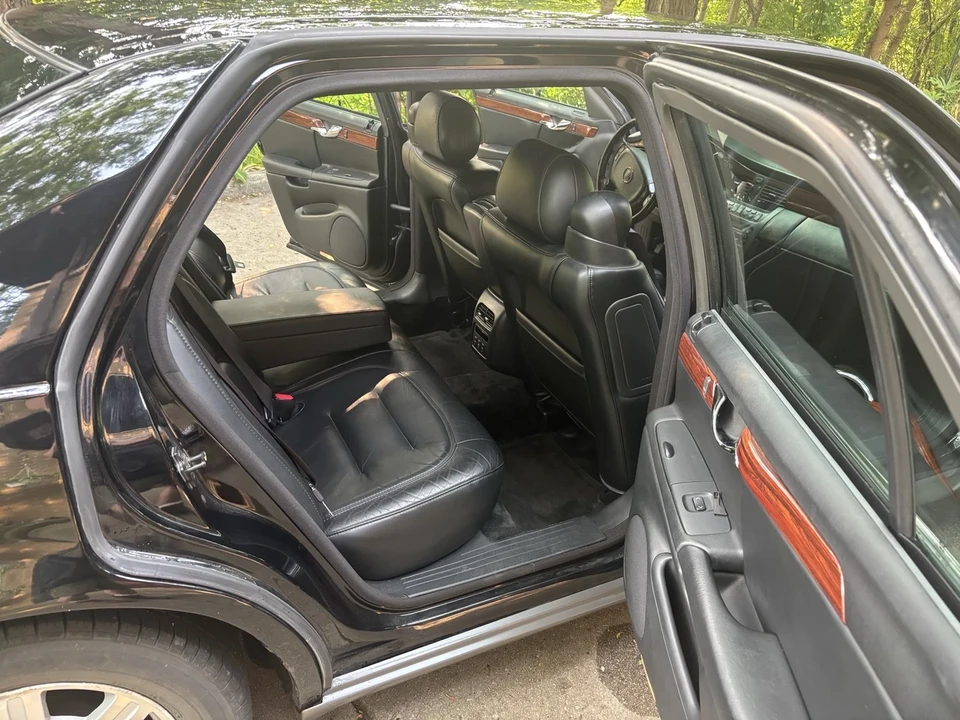 2003 Cadillac DeVille 8th Gen - Image 7 of 9