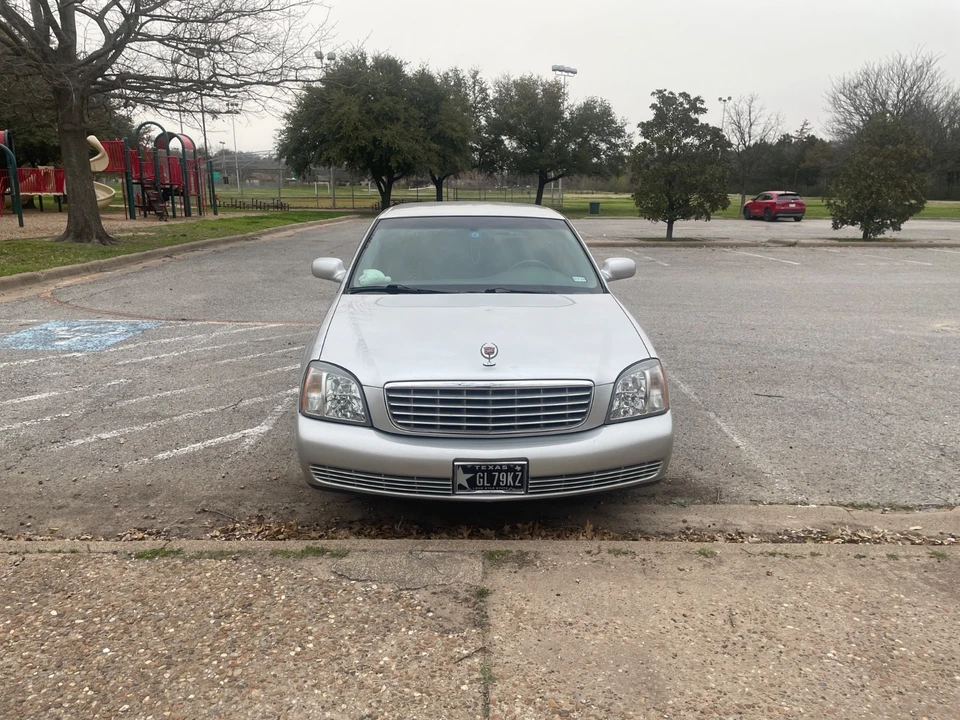 2003 Cadillac DeVille 7th Gen - Image 10 of 13
