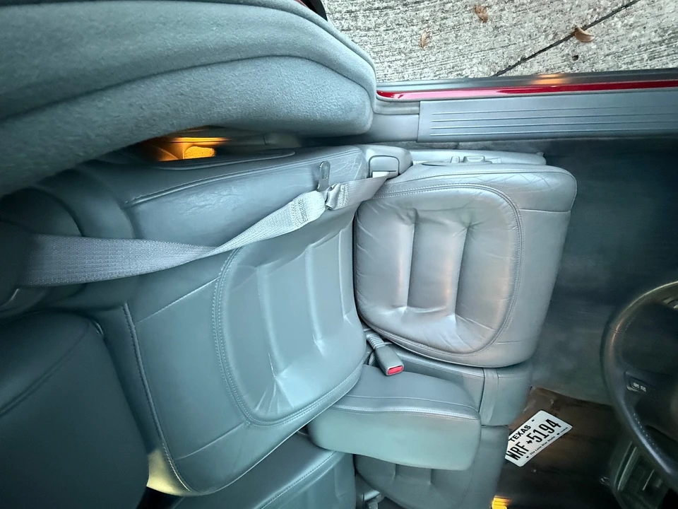 2003 Cadillac DeVille 8th Gen - Image 13 of 21