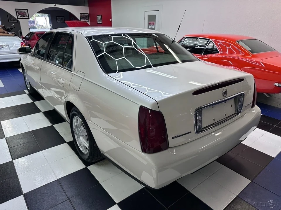 2003 Cadillac DeVille 8th Gen - Image 19 of 21