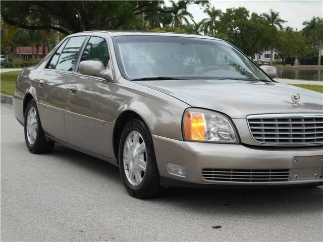 2003 Cadillac DeVille 7th Gen - Image 3 of 12
