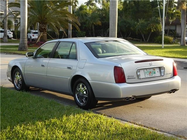 2003 Cadillac DeVille 8th Gen - Image 8 of 12