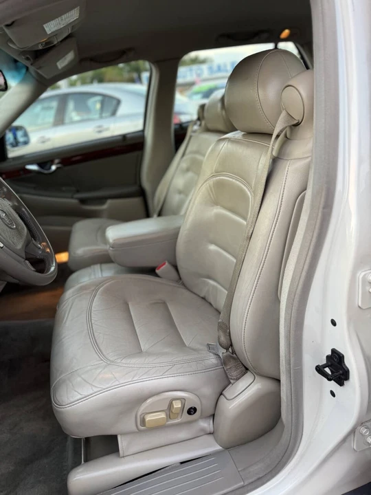2003 Cadillac DeVille 8th Gen - Image 11 of 21