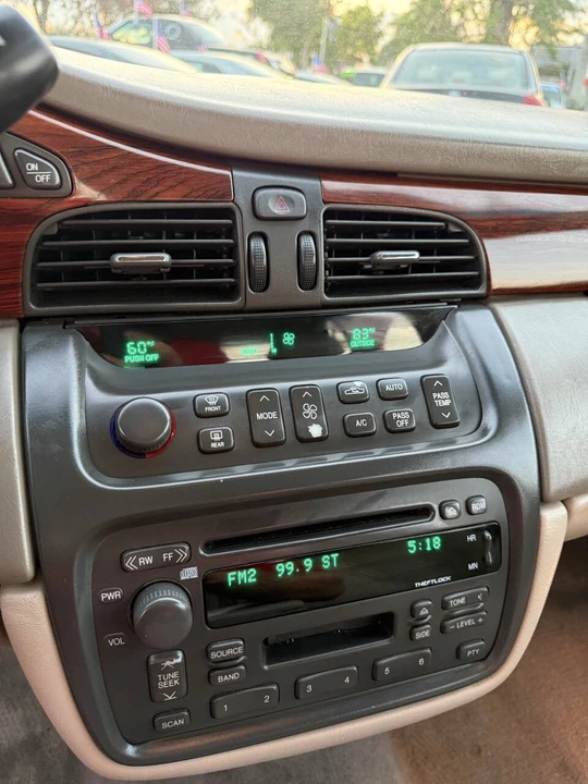 2003 Cadillac DeVille 8th Gen - Image 16 of 21