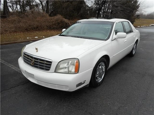 2003 Cadillac DeVille 8th Gen - Image 9 of 12