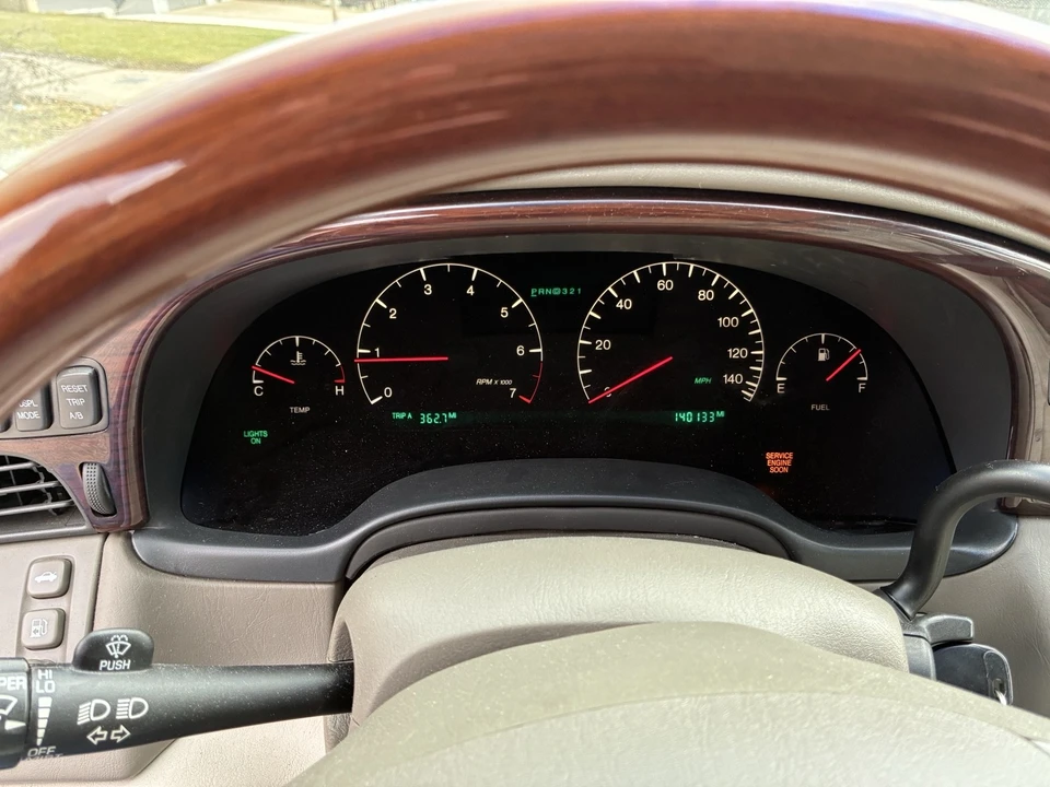 2003 Cadillac DeVille 8th Gen - Image 8 of 9