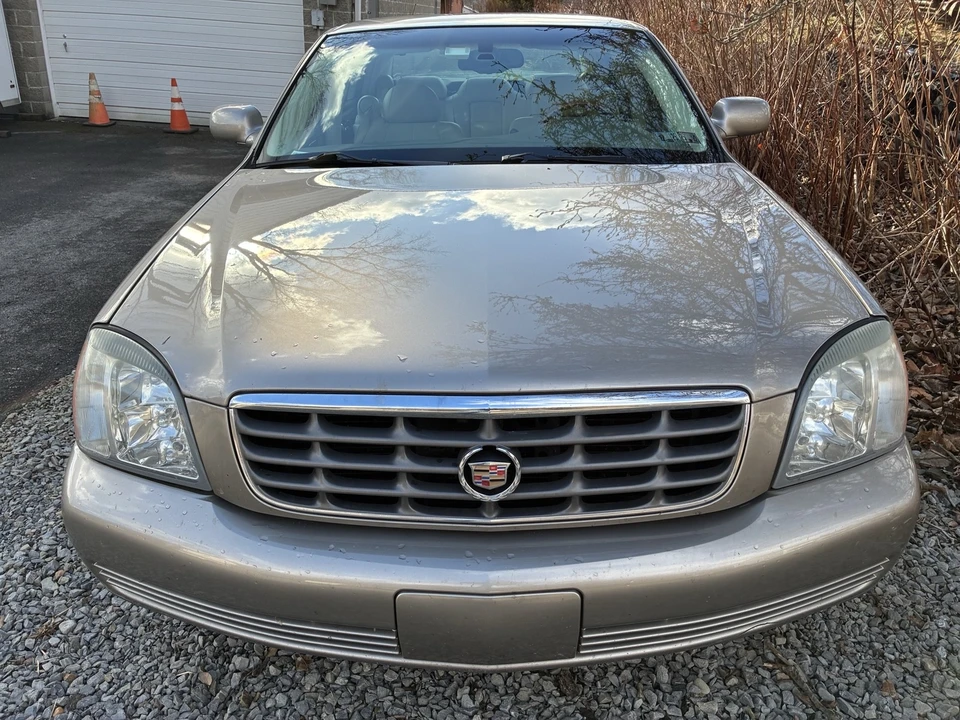 2003 Cadillac DeVille 8th Gen - Image 3 of 9
