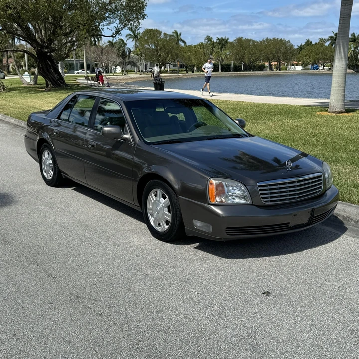 2003 Cadillac DeVille 8th Gen - Image 2 of 12