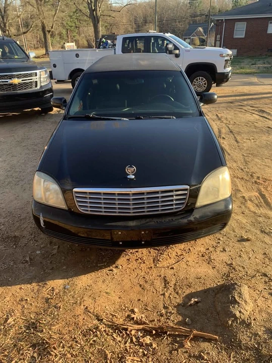 2003 Cadillac DeVille 8th Gen - Image 2 of 6