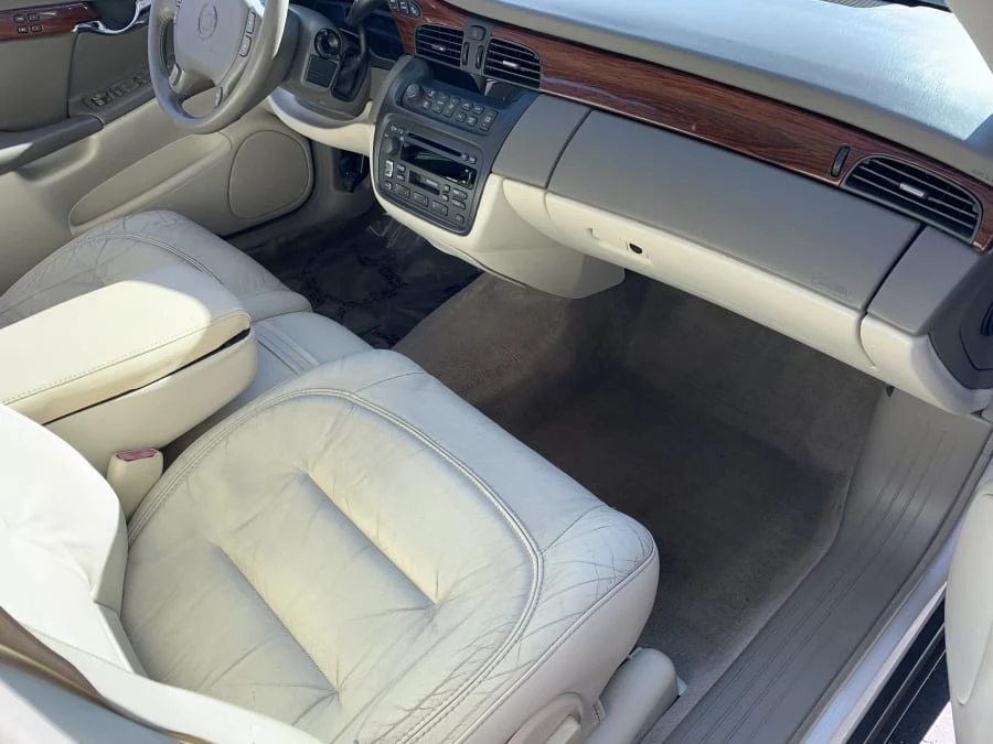 2003 Cadillac DeVille 8th Gen - Image 6 of 8