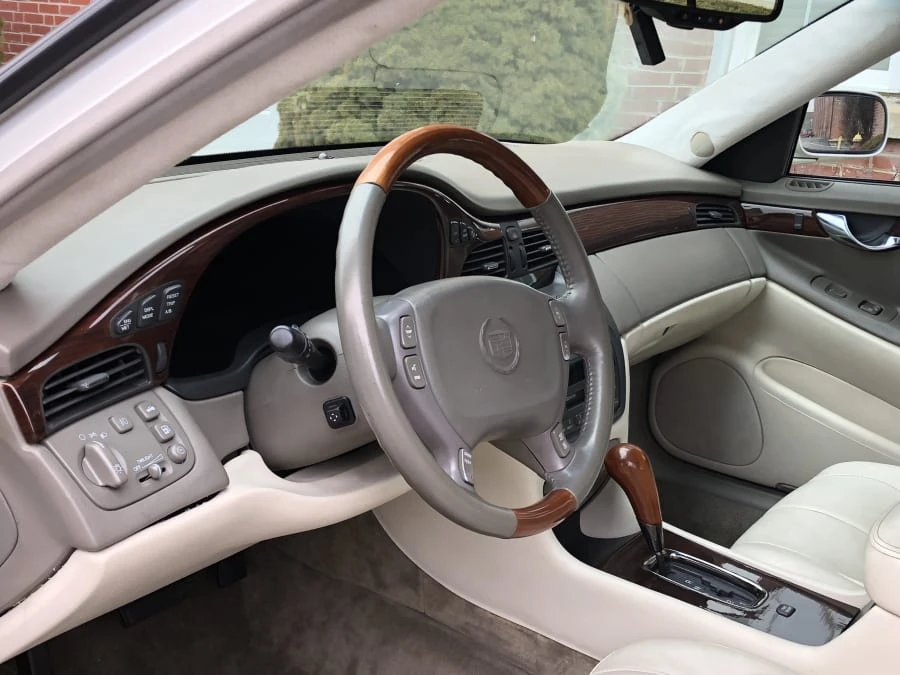 2003 Cadillac DeVille 8th Gen - Image 4 of 6