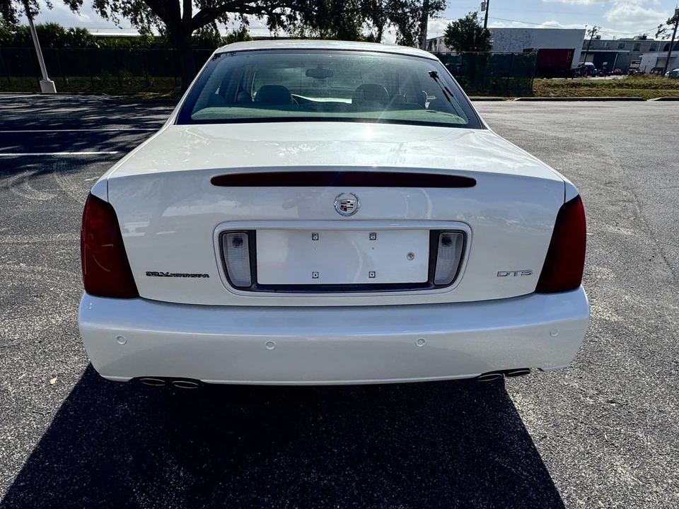 2003 Cadillac DeVille 8th Gen - Image 11 of 31