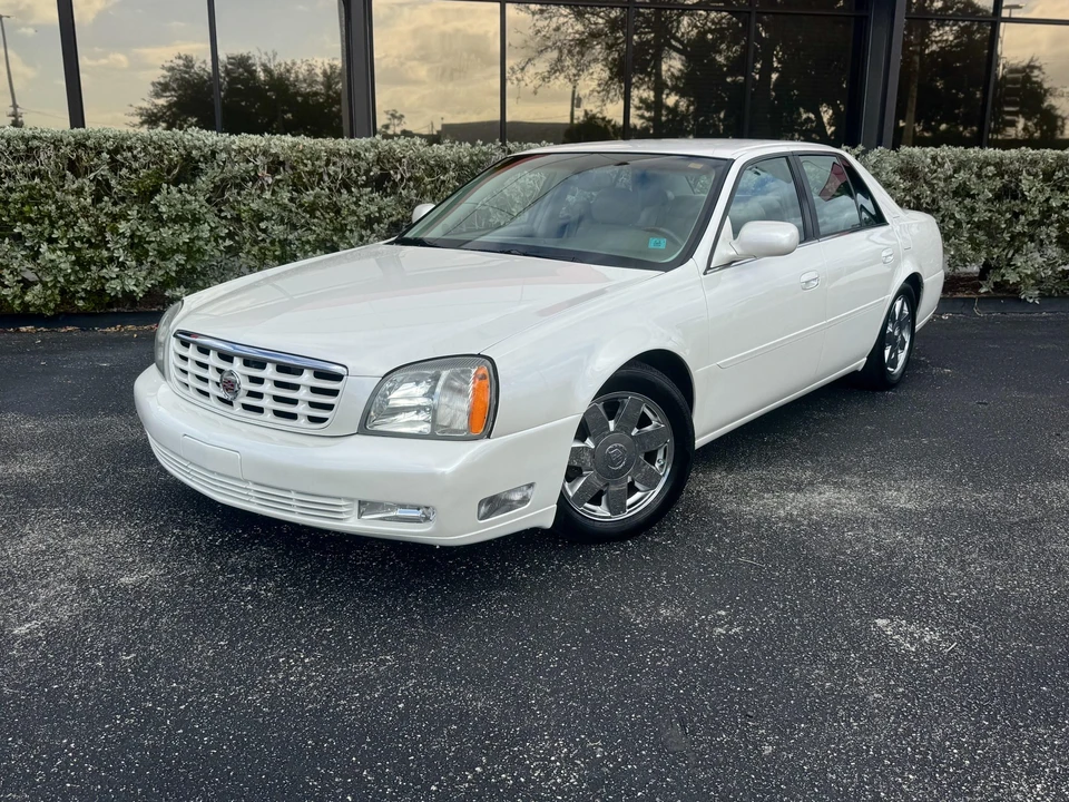 2003 Cadillac DeVille 8th Gen - Image 4 of 31
