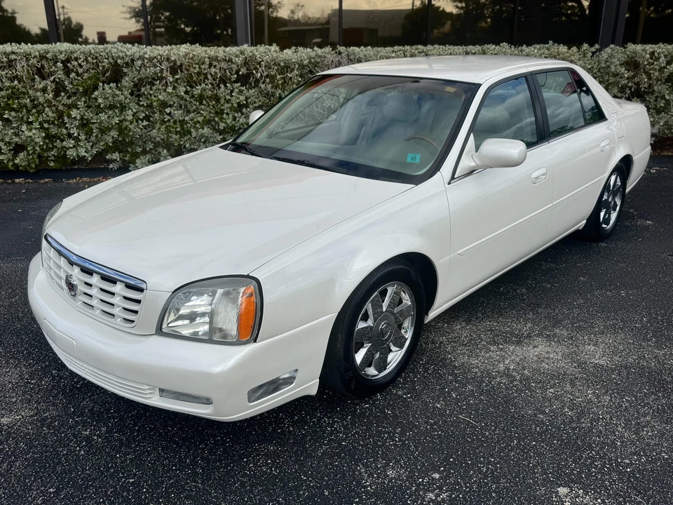 2003 Cadillac DeVille 8th Gen - Image 3 of 31