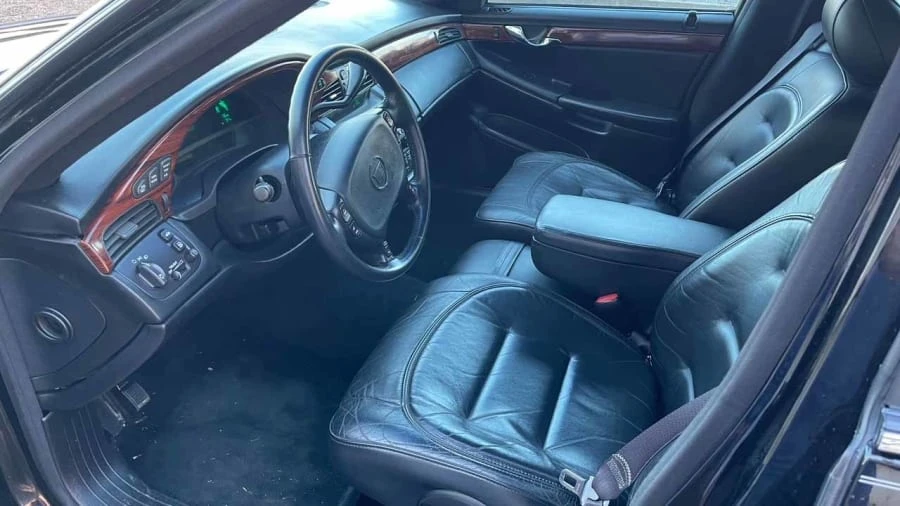 2003 Cadillac DeVille 8th Gen - Image 5 of 11