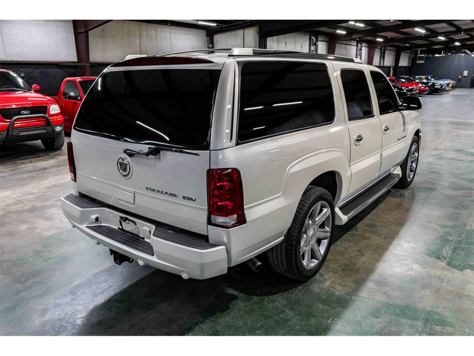 2003 Cadillac Escalade & EXT 2nd Gen - Image 5 of 26