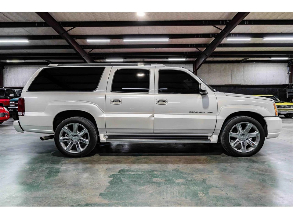 2003 Cadillac Escalade & EXT 2nd Gen - Image 6 of 26