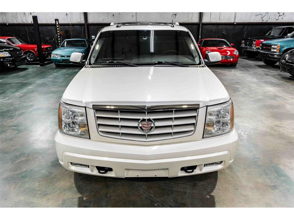 2003 Cadillac Escalade & EXT 2nd Gen - Image 8 of 26