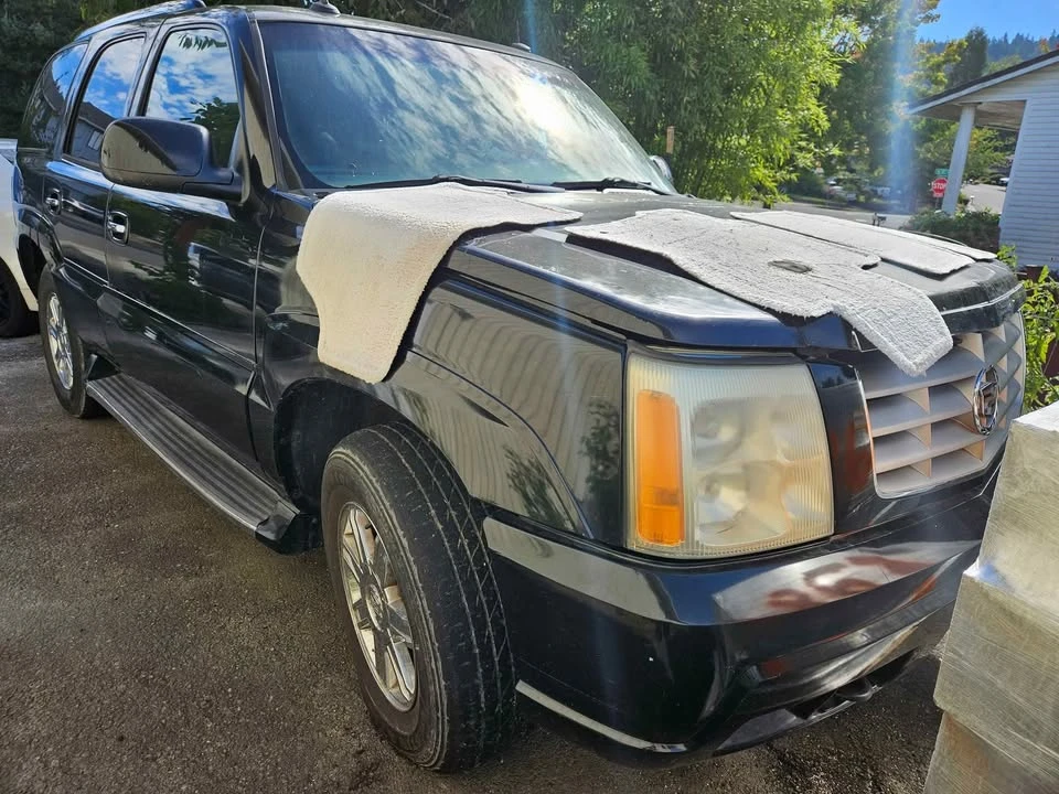 2003 Cadillac Escalade & EXT 2nd Gen - Image 4 of 6