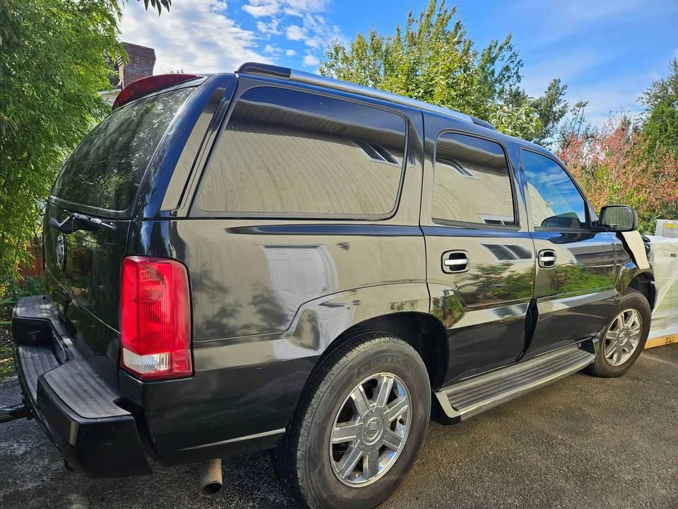 2003 Cadillac Escalade & EXT 2nd Gen - Image 2 of 4