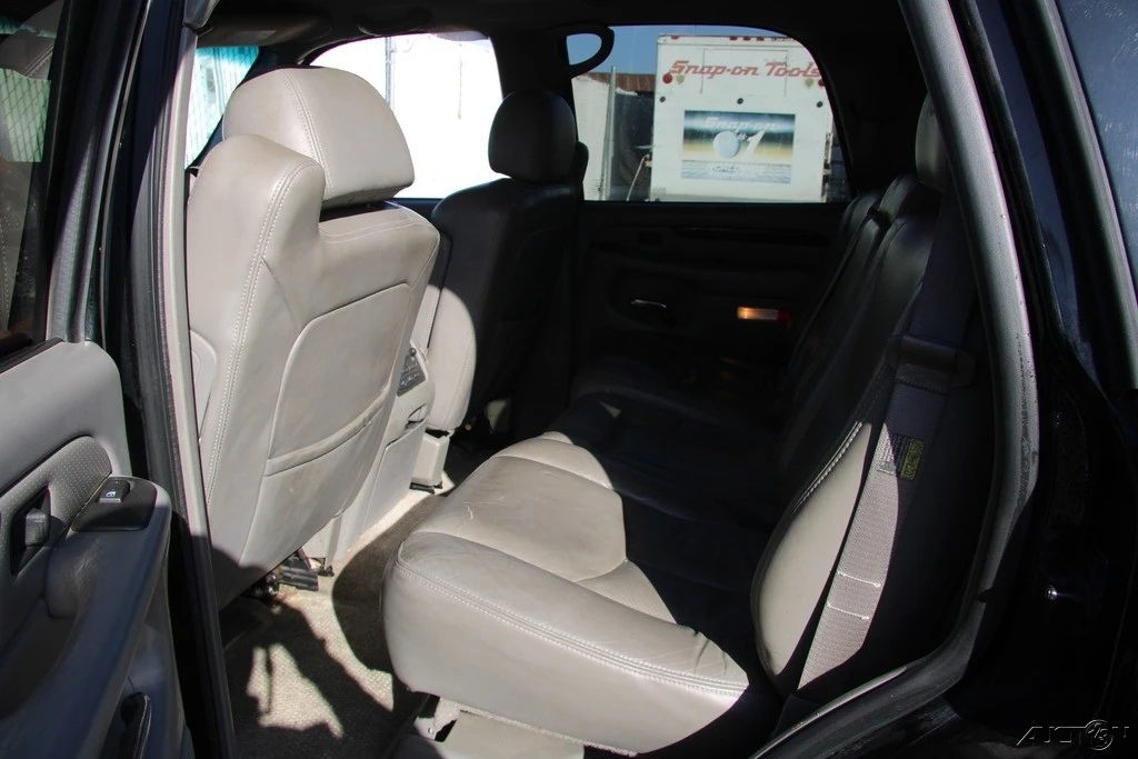 2003 Cadillac Escalade & EXT 2nd Gen - Image 18 of 21