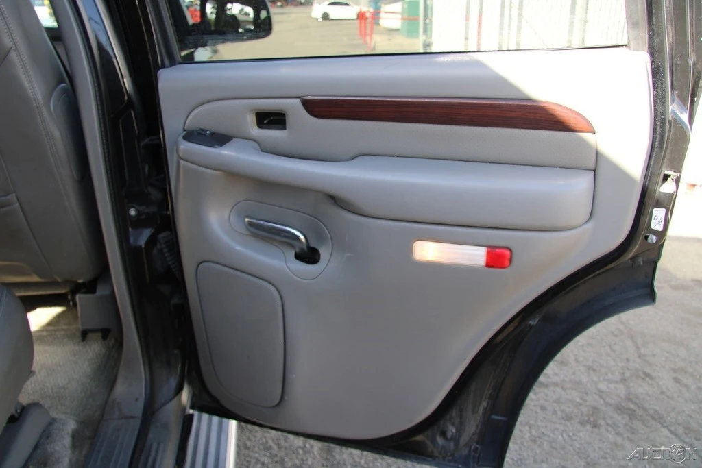 2003 Cadillac Escalade & EXT 2nd Gen - Image 21 of 21