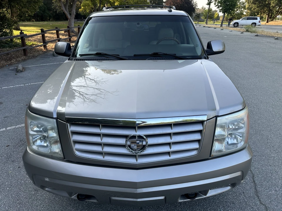 2003 Cadillac Escalade & EXT 2nd Gen - Image 11 of 31