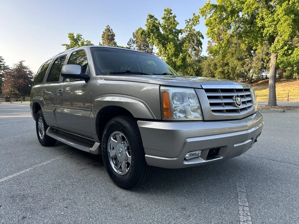 2003 Cadillac Escalade & EXT 2nd Gen - Image 3 of 31