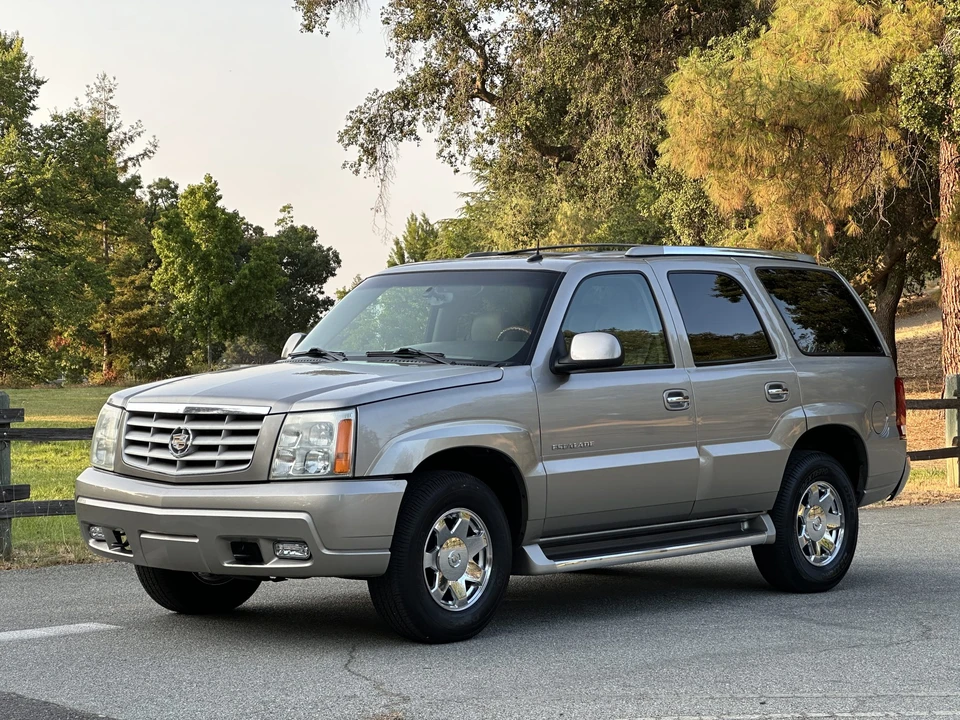 2003 Cadillac Escalade & EXT 2nd Gen - Image 9 of 31