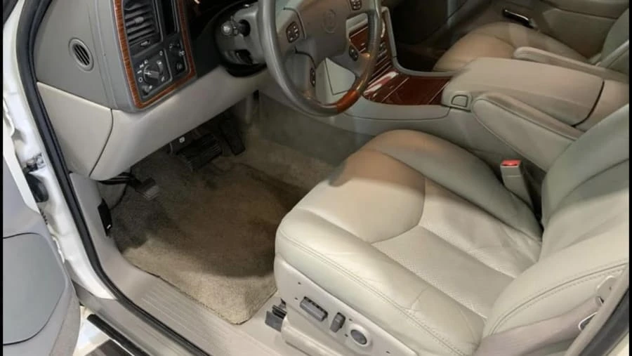 2003 Cadillac Escalade & EXT 2nd Gen - Image 4 of 13