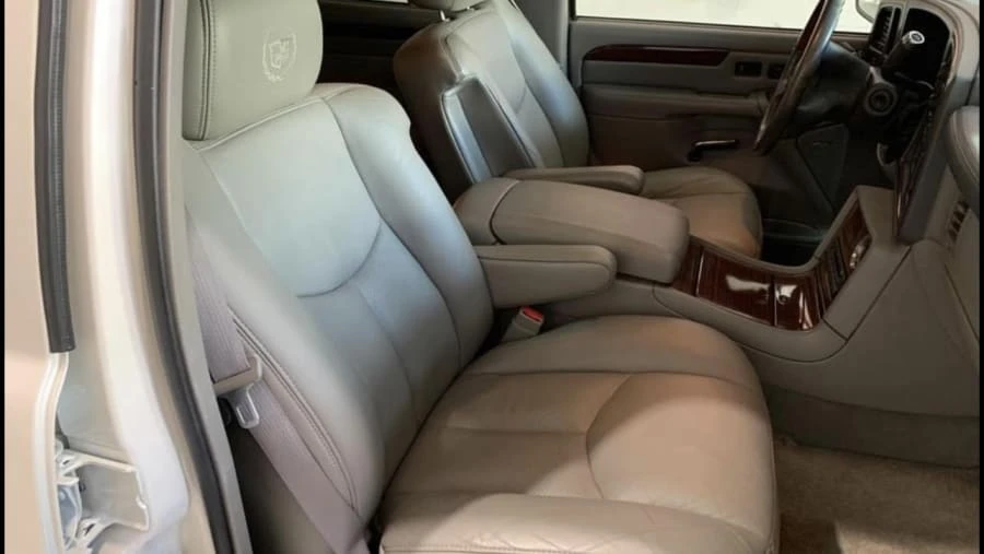 2003 Cadillac Escalade & EXT 2nd Gen - Image 6 of 13