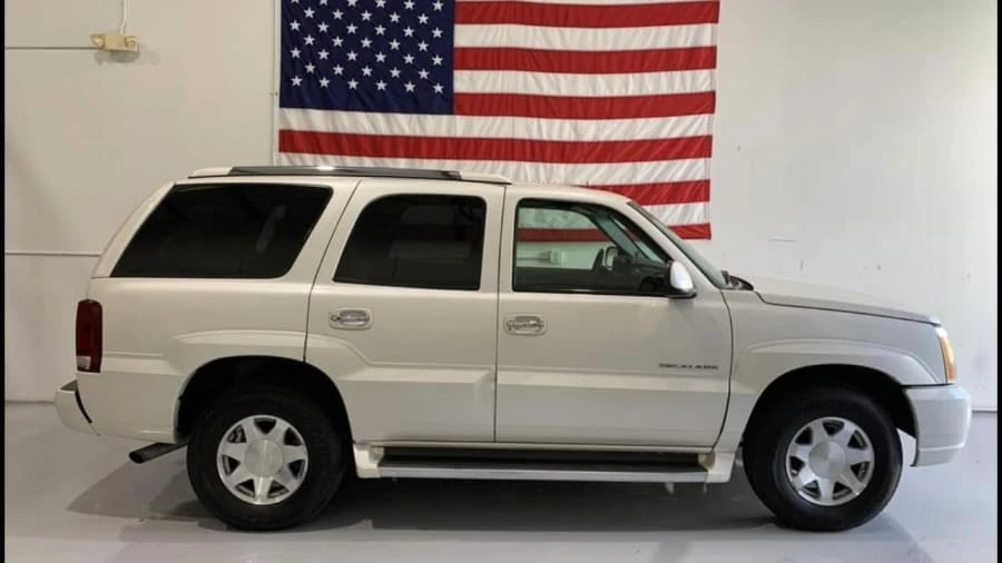 2003 Cadillac Escalade & EXT 2nd Gen - Image 12 of 13