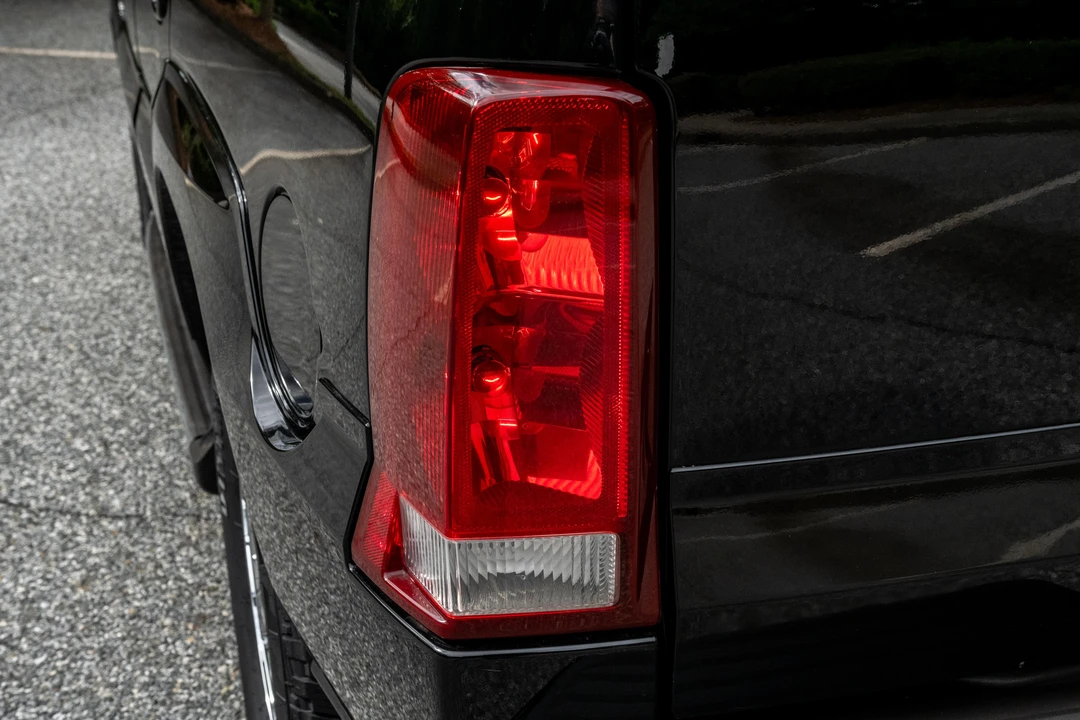 2003 Cadillac Escalade & EXT 2nd Gen - Image 23 of 31
