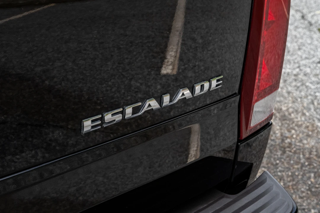 2003 Cadillac Escalade & EXT 2nd Gen - Image 26 of 31