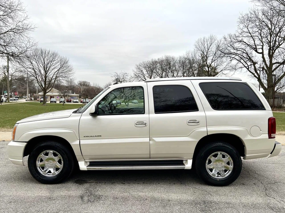 2003 Cadillac Escalade & EXT 2nd Gen - Image 10 of 31